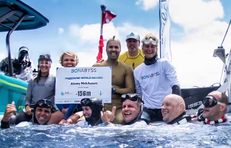 Alexey Molchanov sets new World Freediving Record of -156 meters on Bonaire!